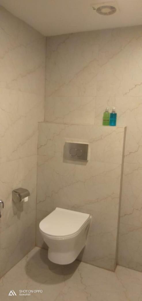 Hotel Prag Continental Guváhátí Exteriér fotografie